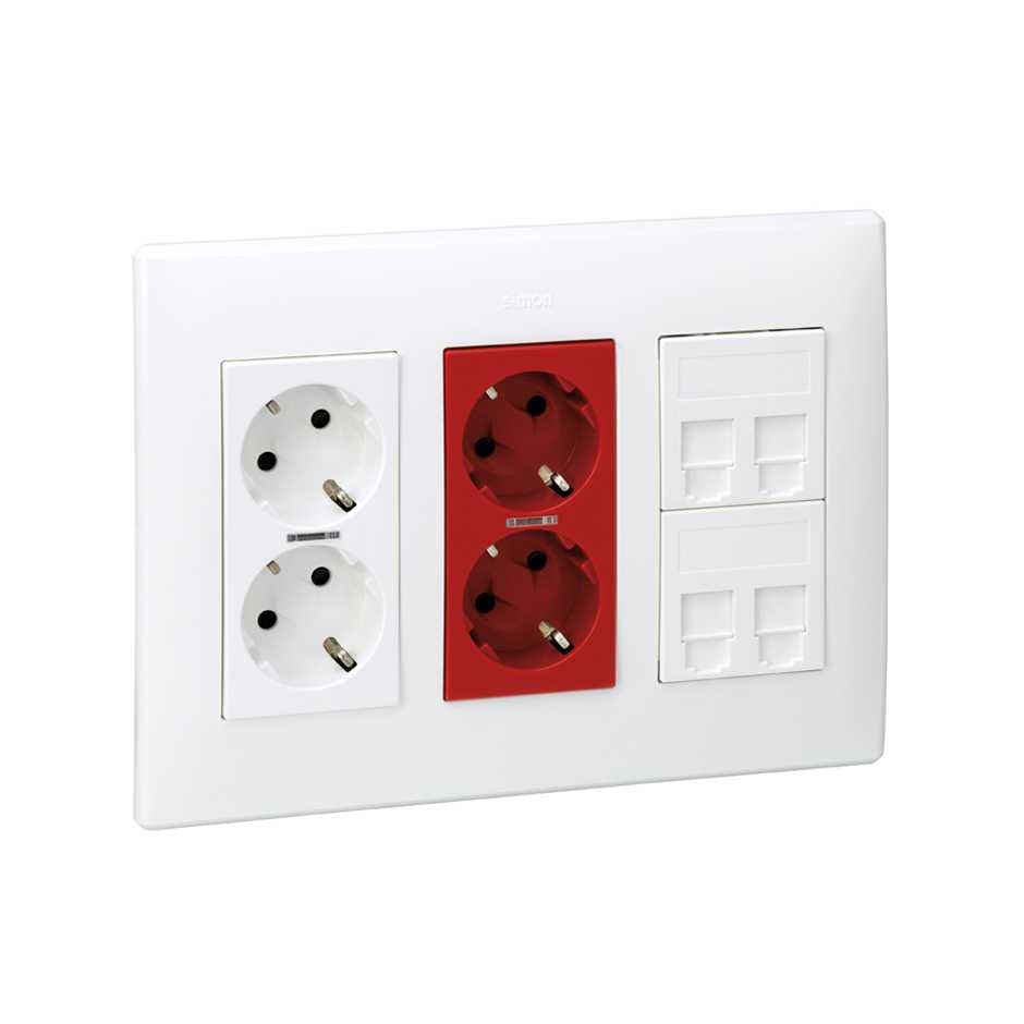 Surface mount or flush-mount wall box kit for 2 double elements