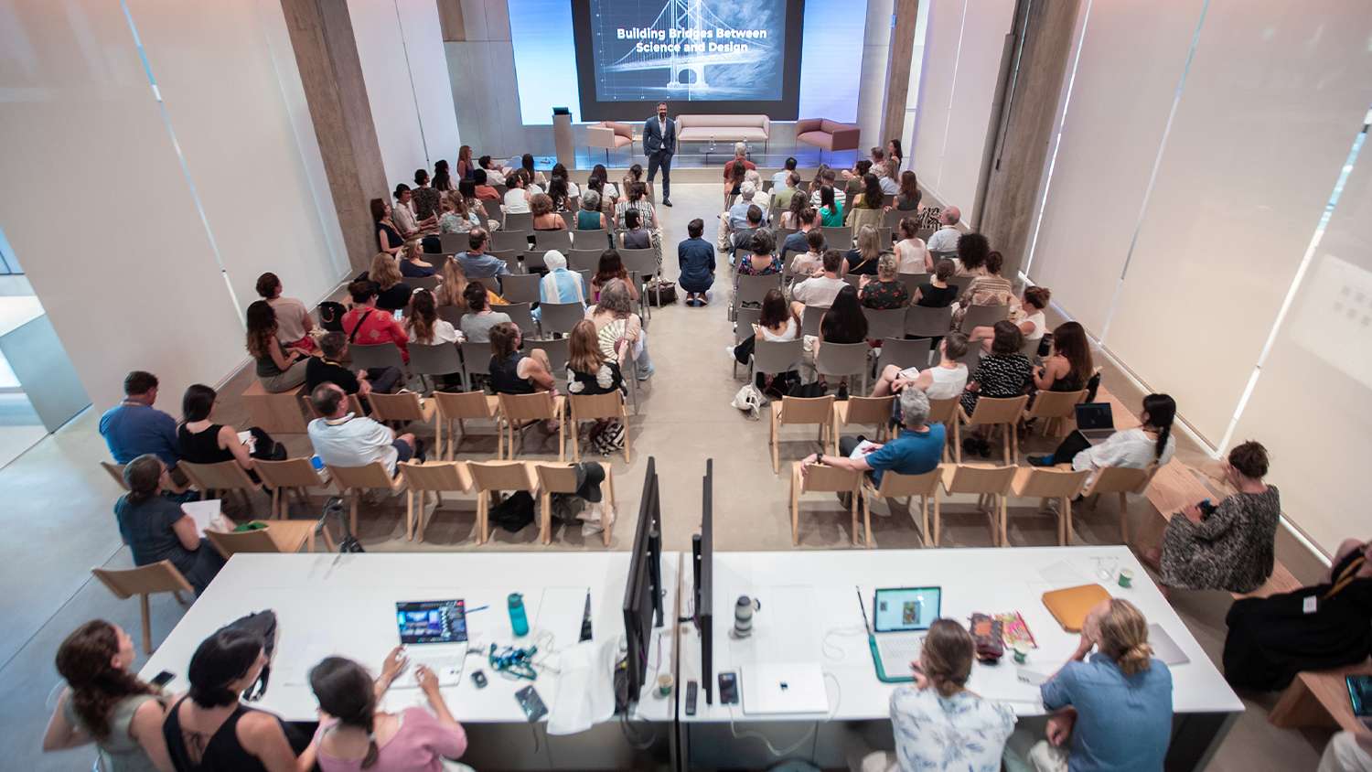Ponencia de Juan Luis Higuera-Trujillo, en la primera jornada de simposio 