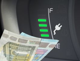 mantenimiento-coche-electrico